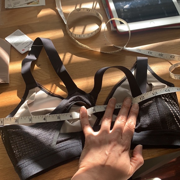 NWT Lululemon Awake to Lace Bra - Picture 5 of 6